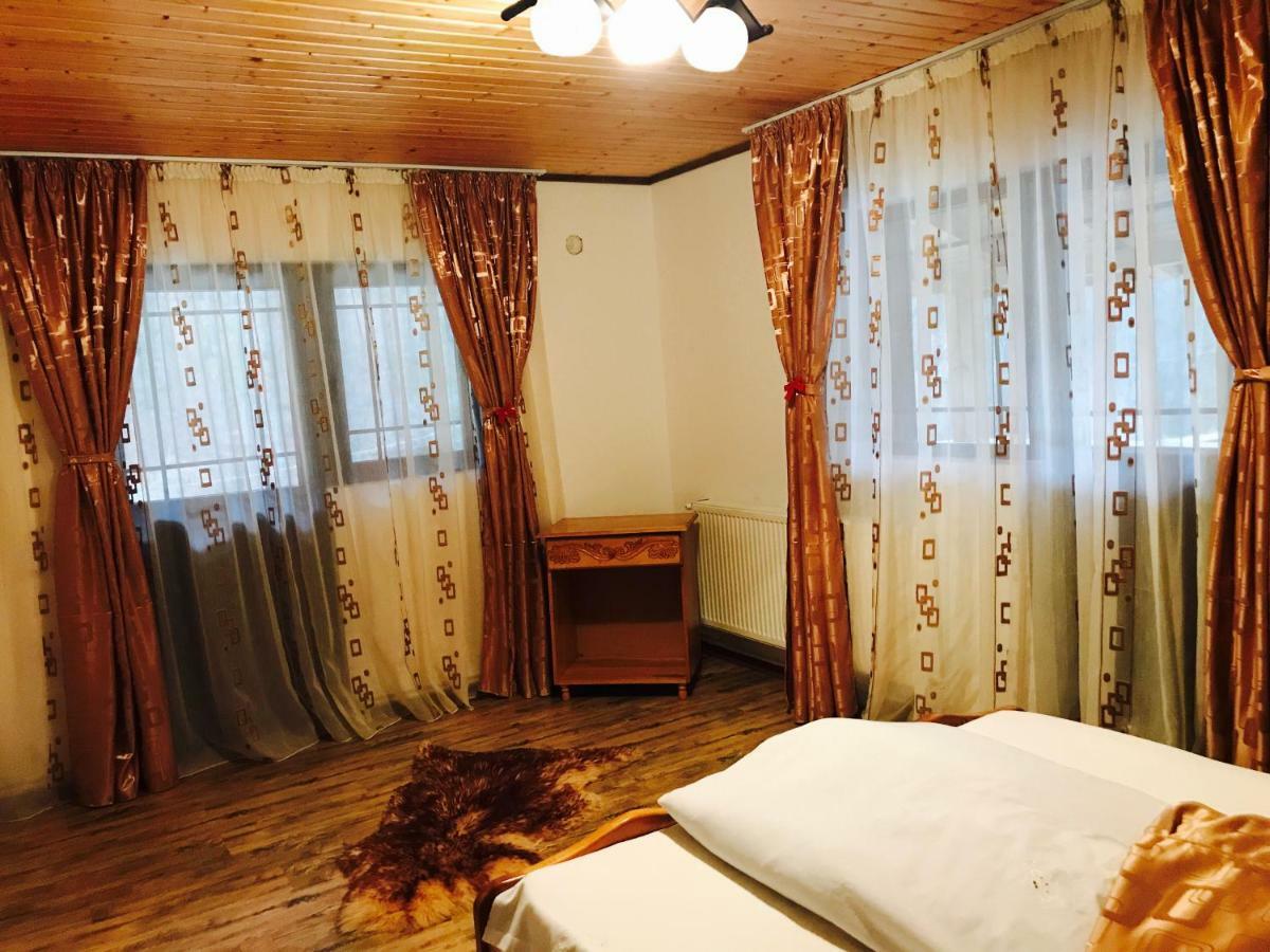 Pastravaria Cascada Rausor Hotel Berevoesti Exterior foto